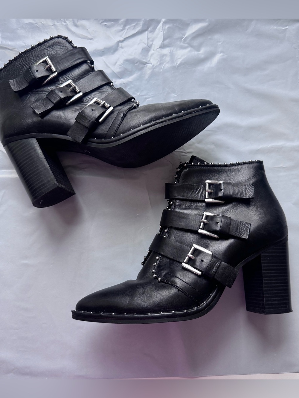 STEVE MADDEN Humble Bootie in Black